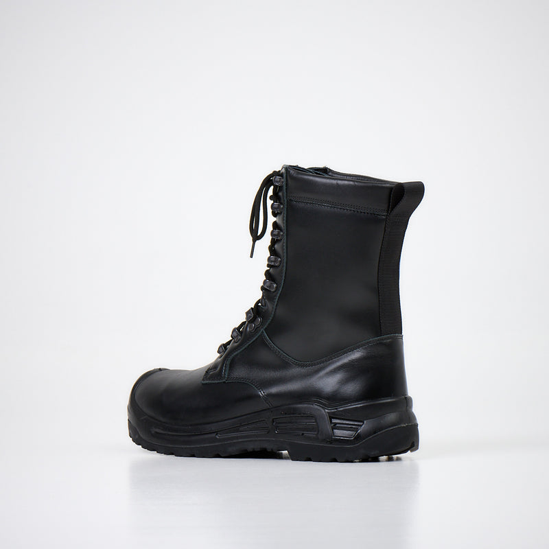 Lederstiefel mit Vibram-Laufsohle