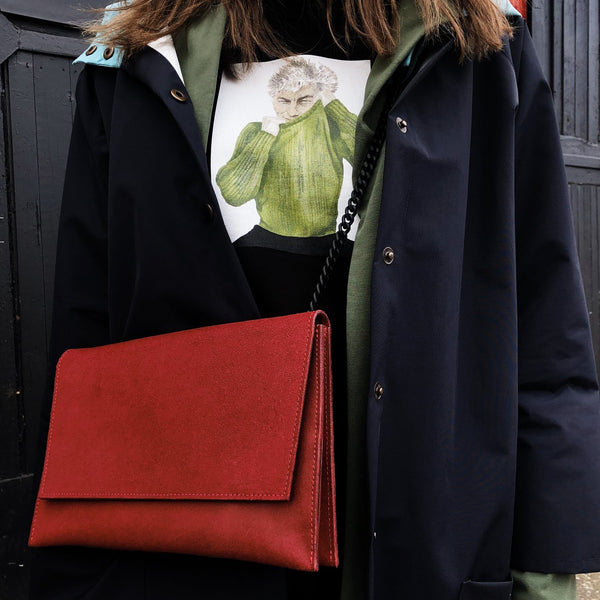 Shoulder bag with chain – red