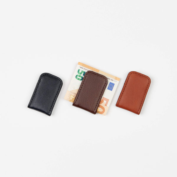 Magnetic money clip made of full-grain leather,